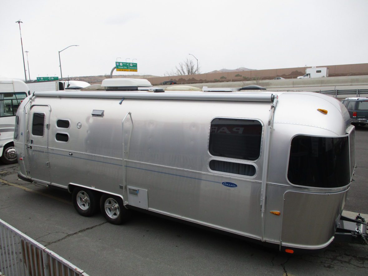 2007 Airstream Classic Limited 75th Anniversary 27FB
