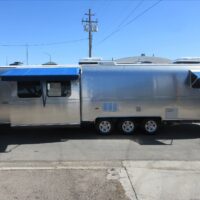 2005 Airstream Classic 34’